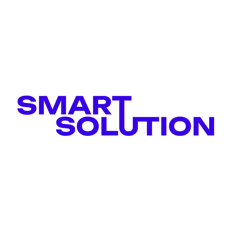 Blue text on a white background spells “SMART SOLUTION,” with the letter “T” in “SMART” cleverly extending down to form the “T” in “SOLUTION,” reflecting the innovative spirit of a Բիզնես կենտրոն.